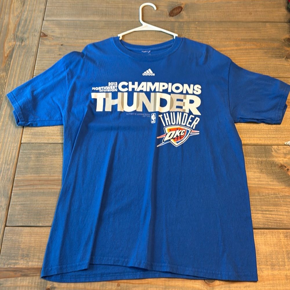 OKC THUNDER shirt
